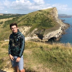 Meet your Posher, Conrad